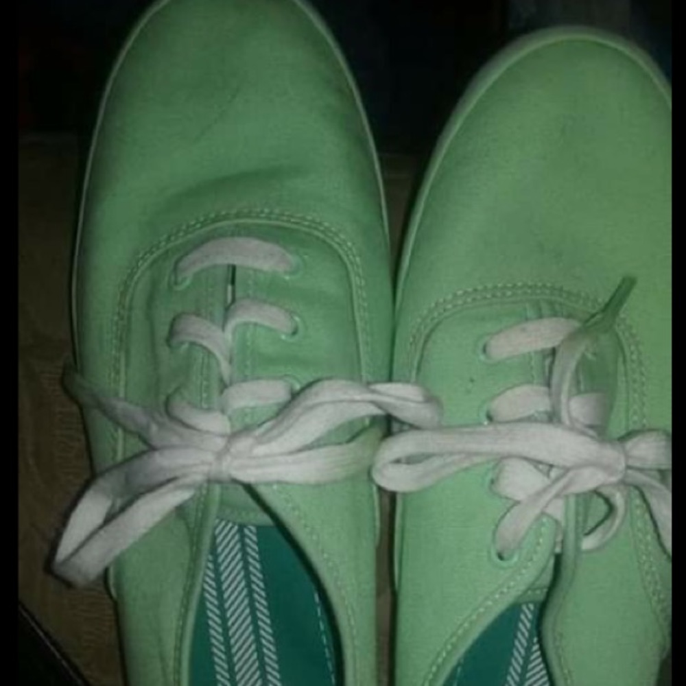 Mint Green Keds